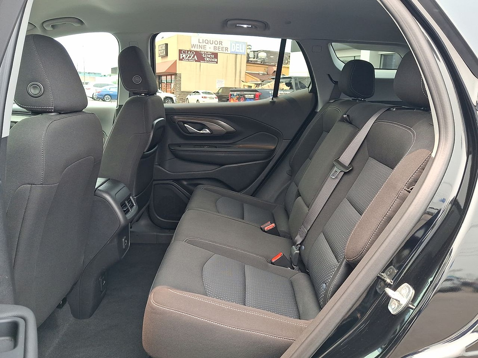 2023 GMC Terrain SLE - Photo 25