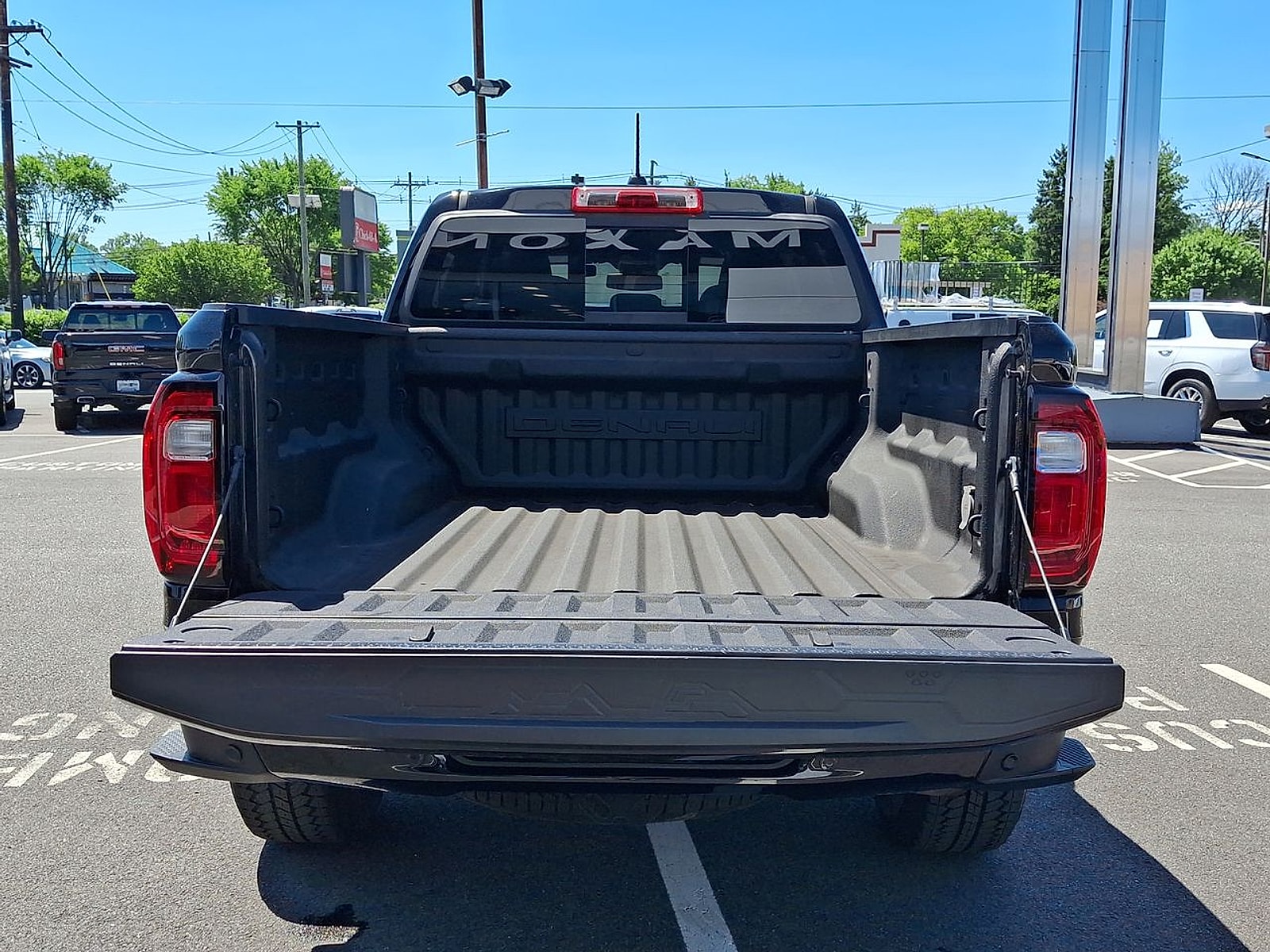 2023 GMC Canyon Denali - Photo 25