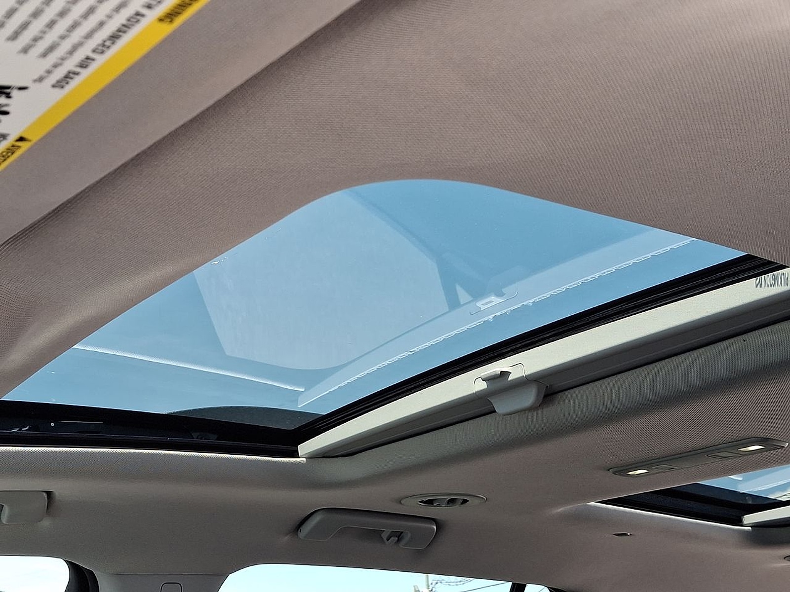 2023 GMC Acadia AT4 - Photo 18