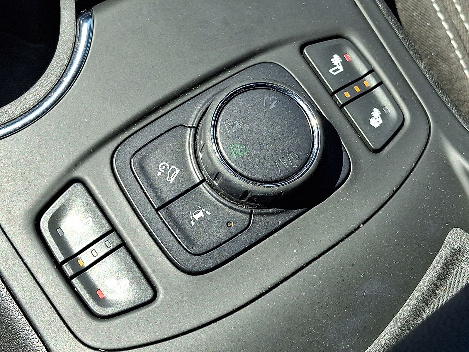 2022 GMC Terrain SLE - Photo 34