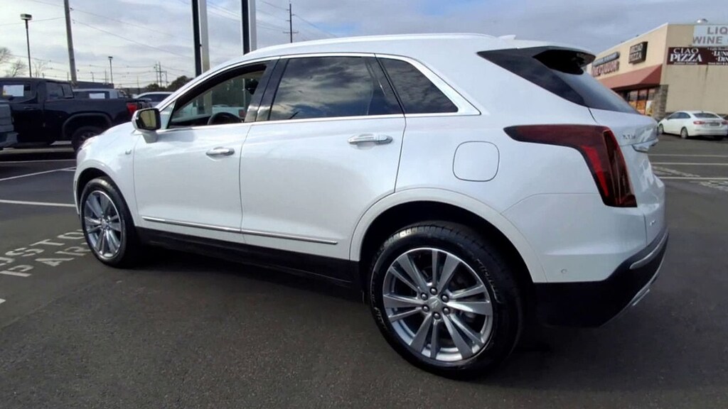 Used 2023 CADILLAC XT5 Premium Luxury SUV