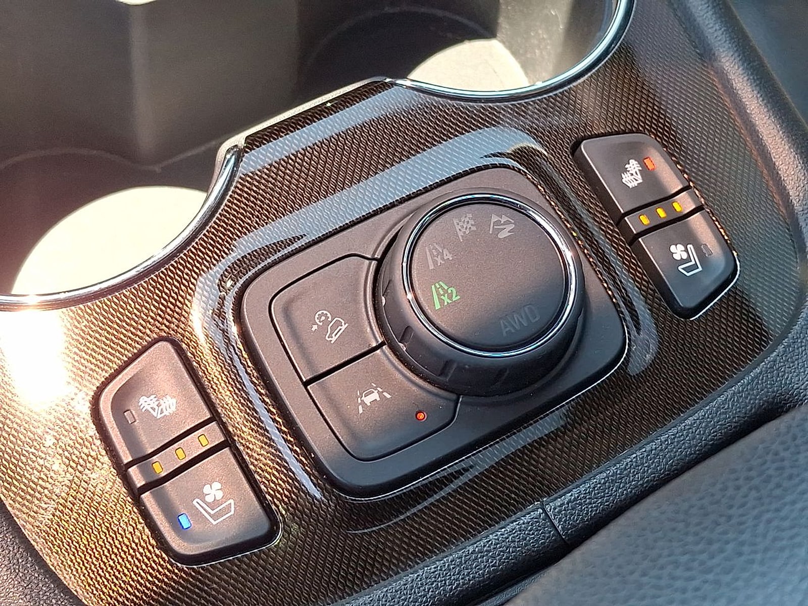 2023 GMC Acadia AT4 - Photo 35