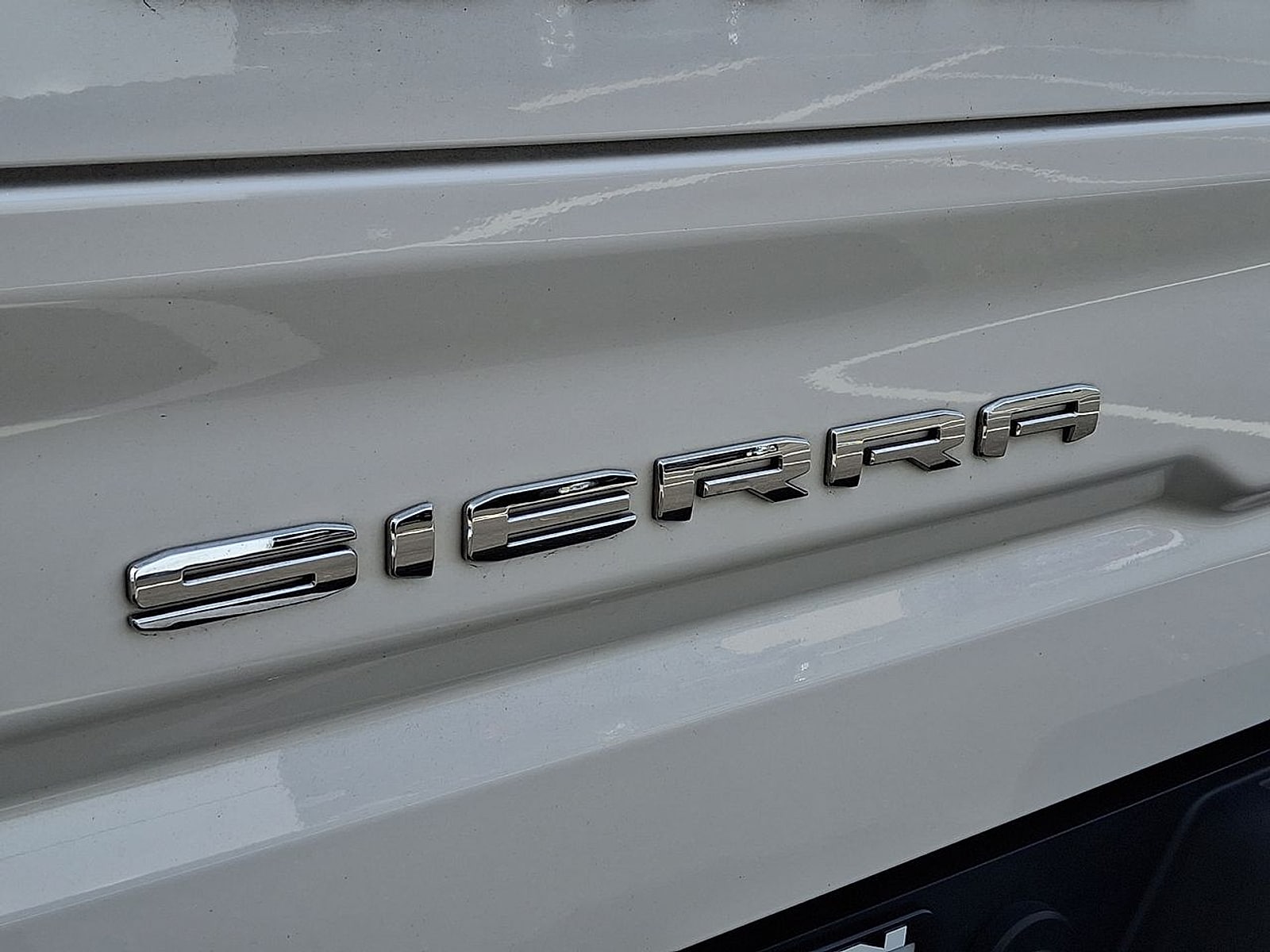 2023 GMC Sierra 1500 SLT - Photo 32