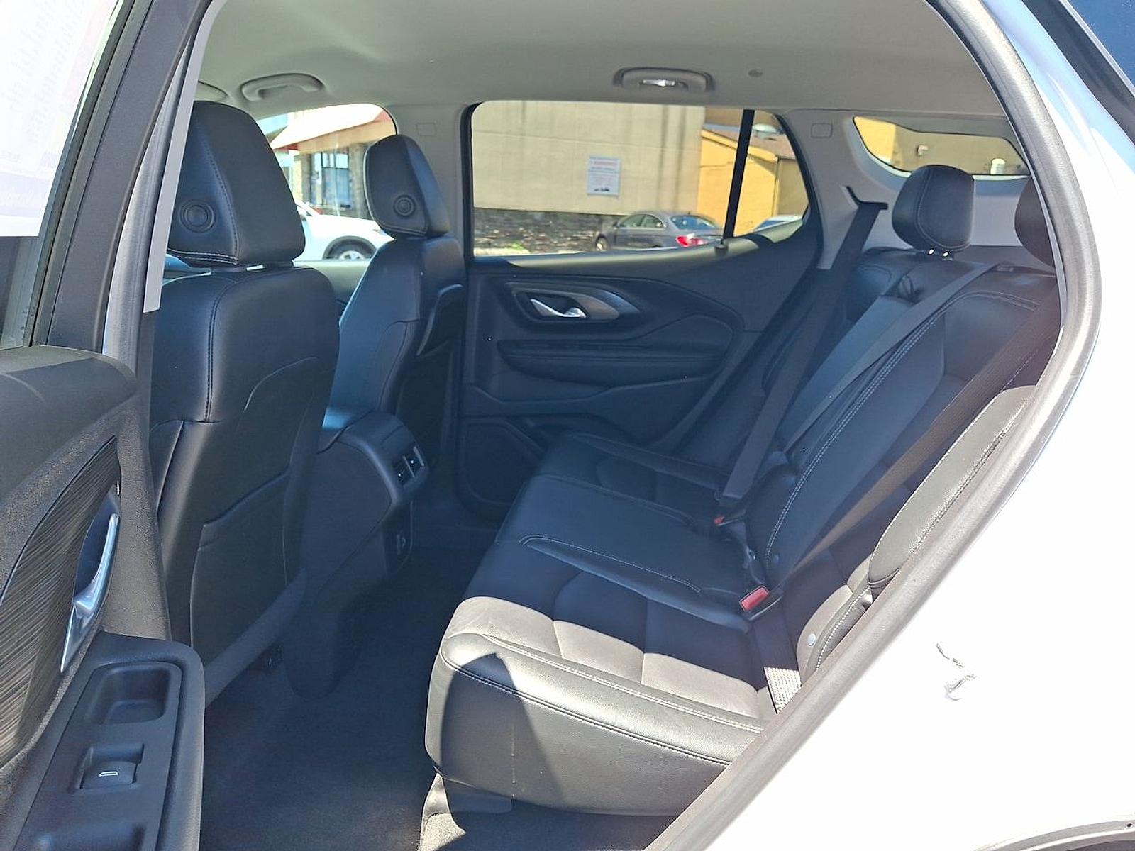 2024 GMC Terrain SLT - Photo 24
