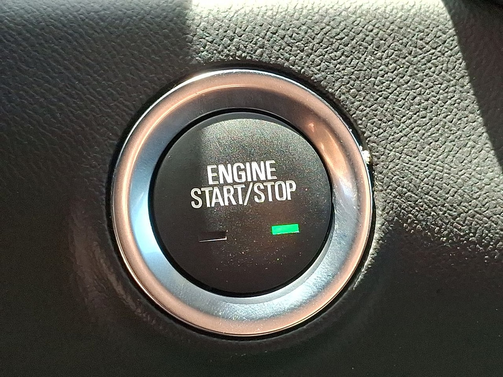 2024 GMC Terrain SLT - Photo 16