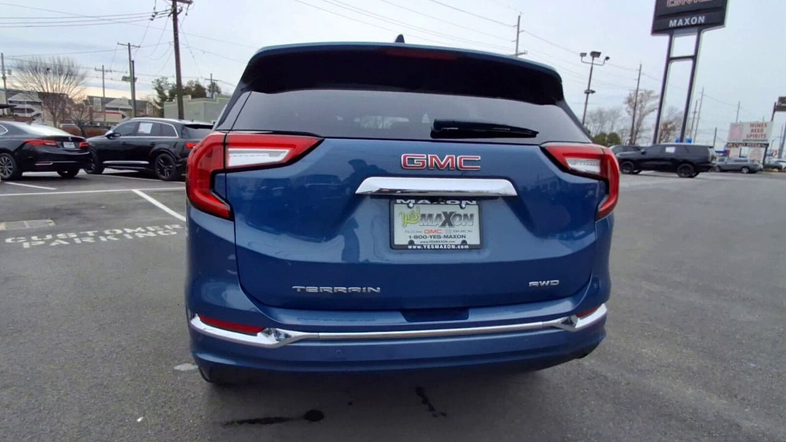 2024 Gmc Terrain Denali photo 3