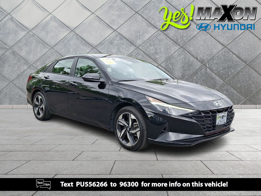Used 2023 Hyundai Elantra SEL Sedan