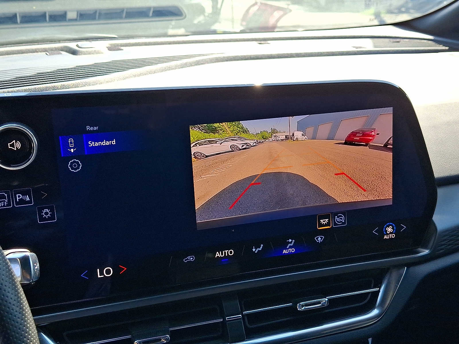 2025 Chevrolet Equinox EV 18
