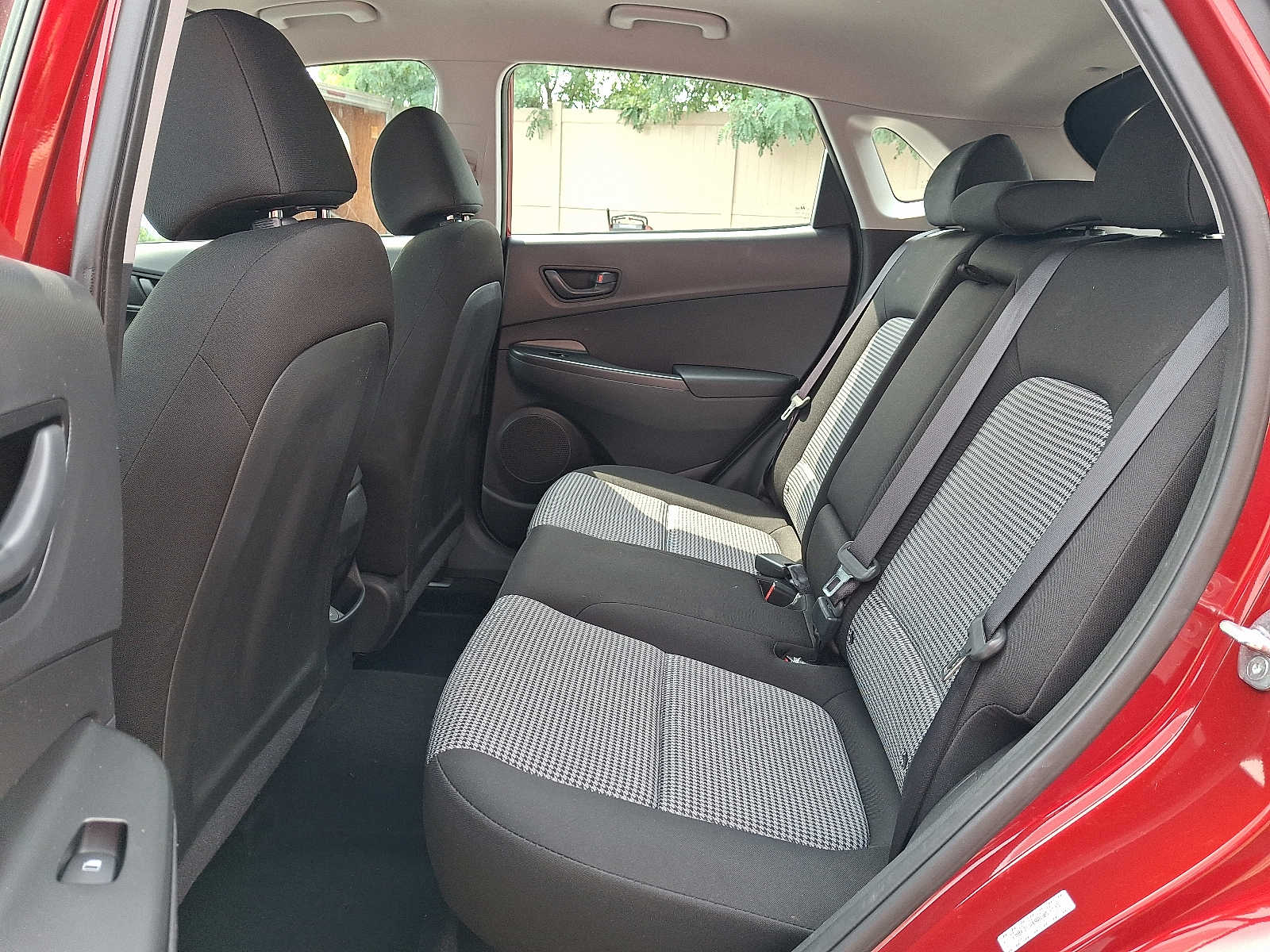 2023 Hyundai Kona SE - Photo 11