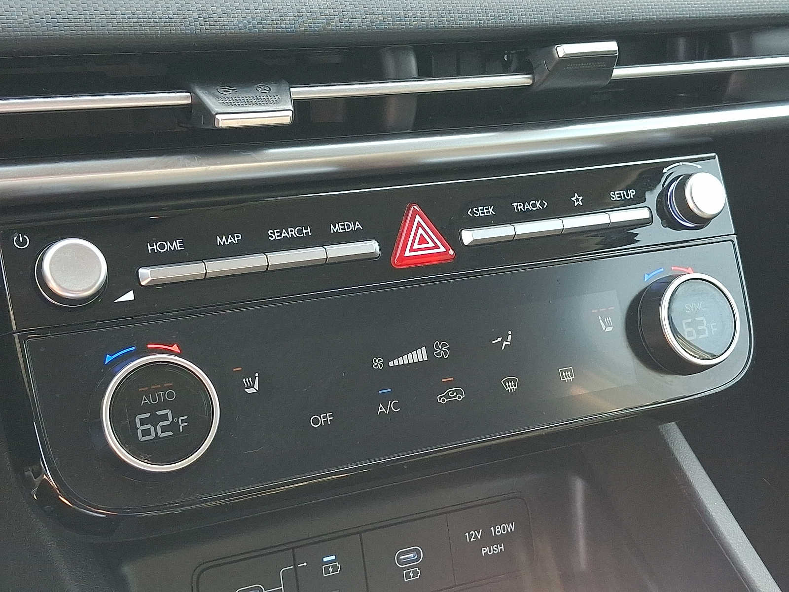 2026 Hyundai Tucson SEL - Photo 16