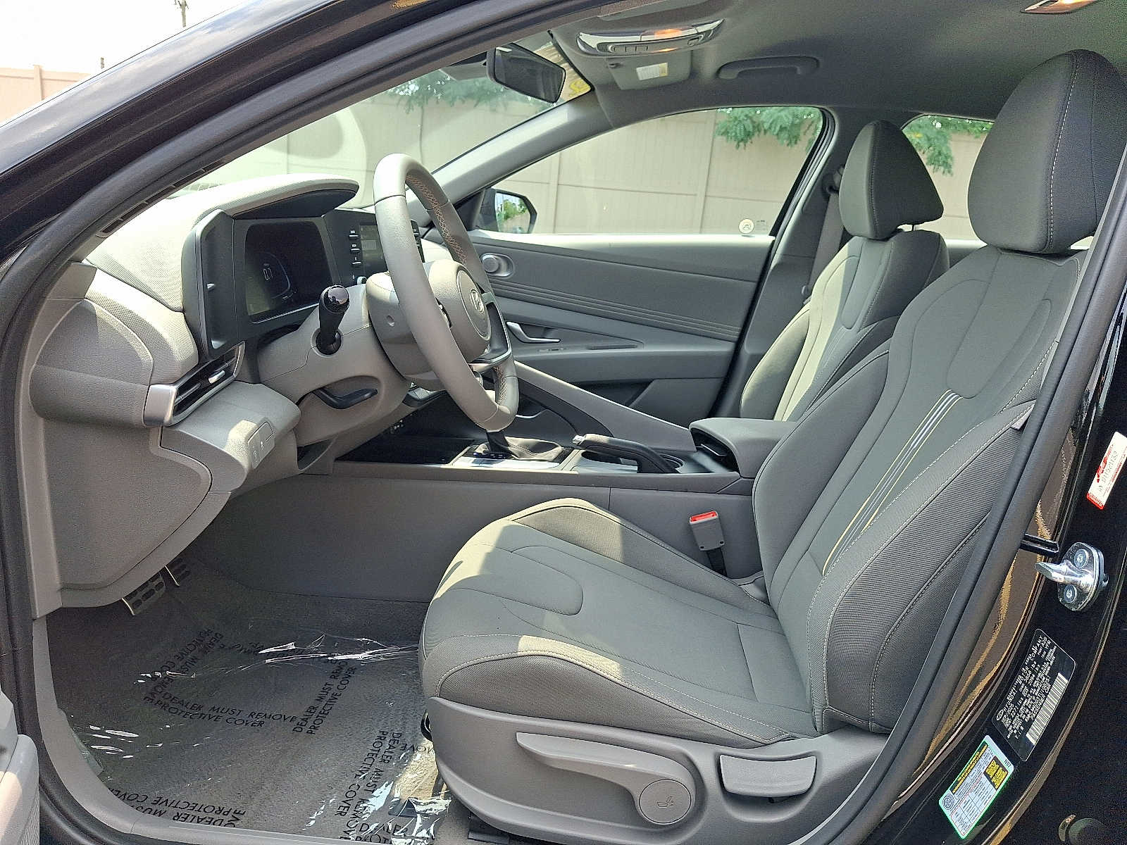2026 Hyundai Elantra SEL Sport - Photo 14