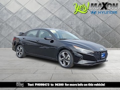 2023 Hyundai Elantra SEL Sedan