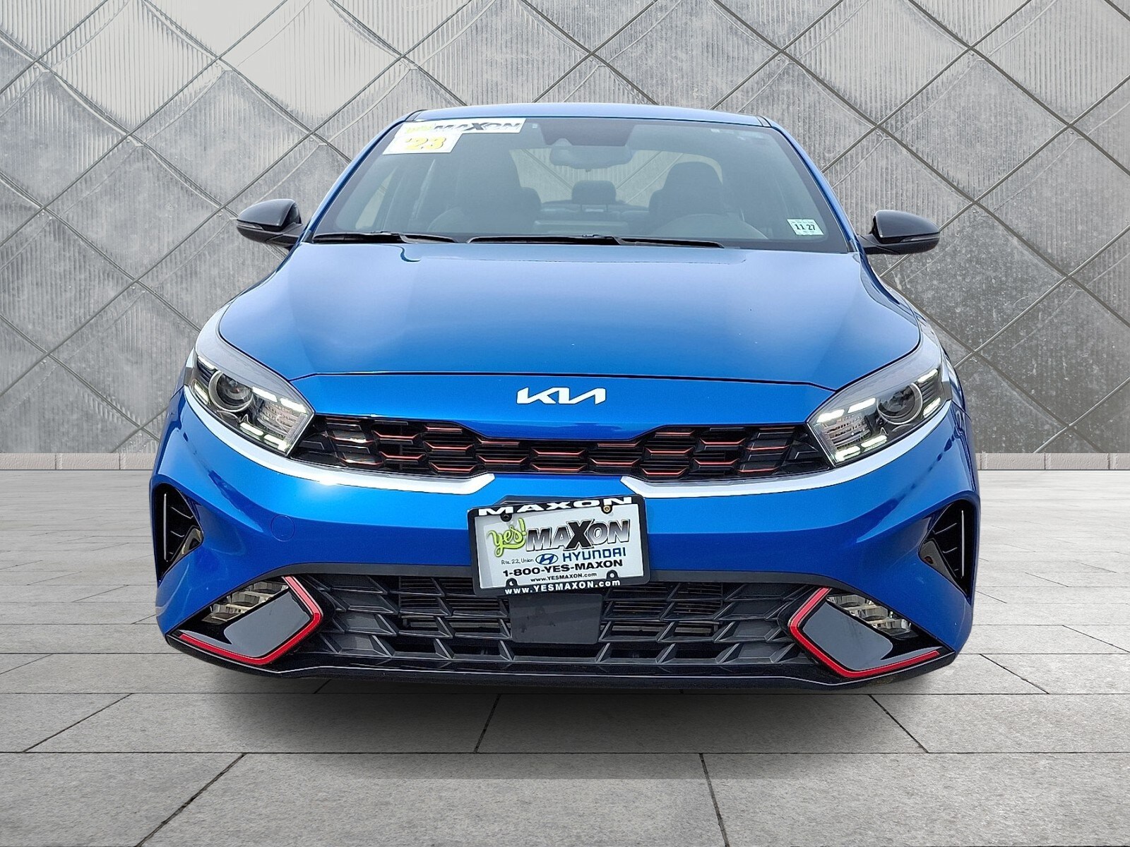 2023 Kia Forte GT-Line photo 2