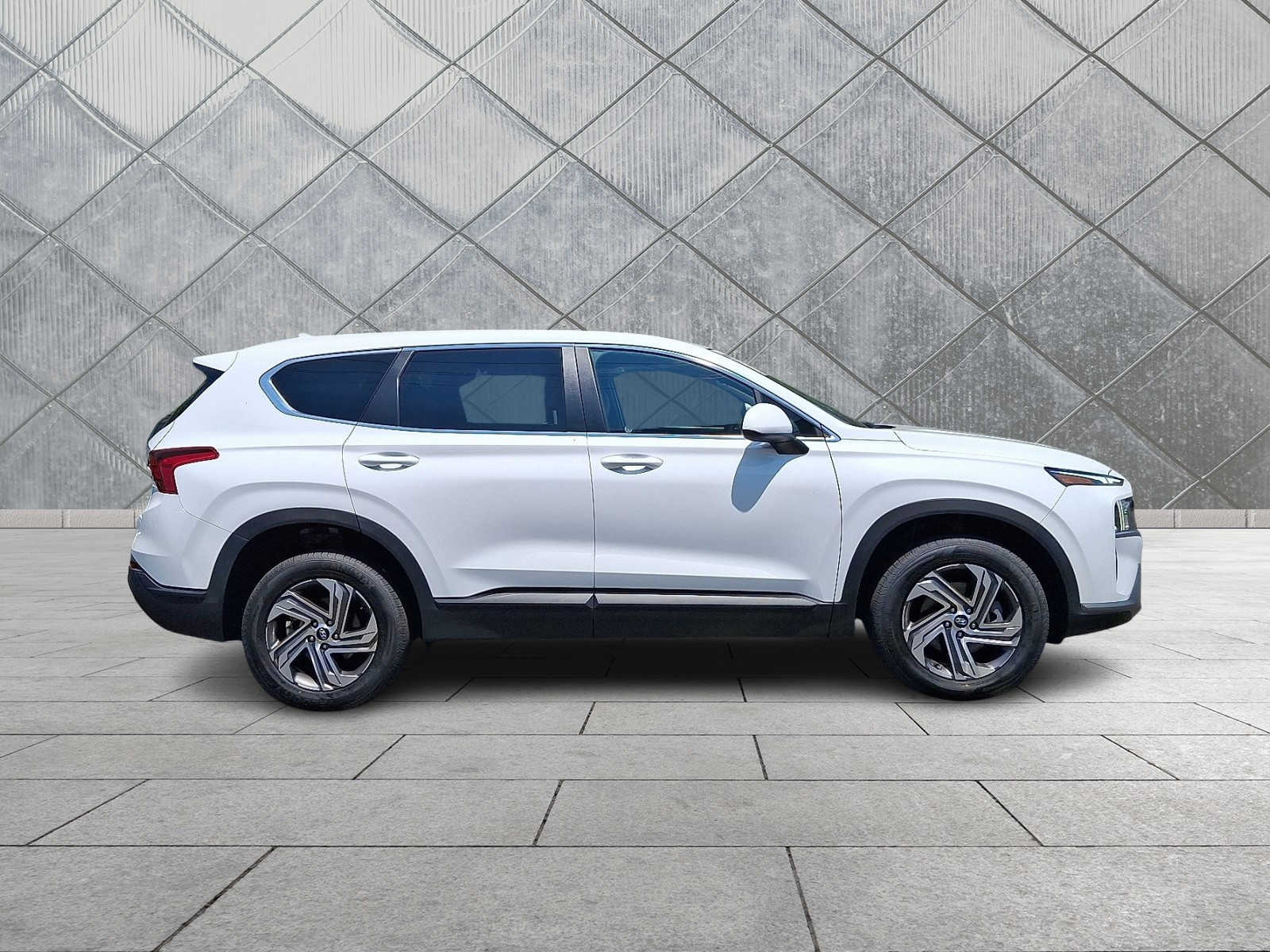 2023 Hyundai Santa Fe SE - Photo 8