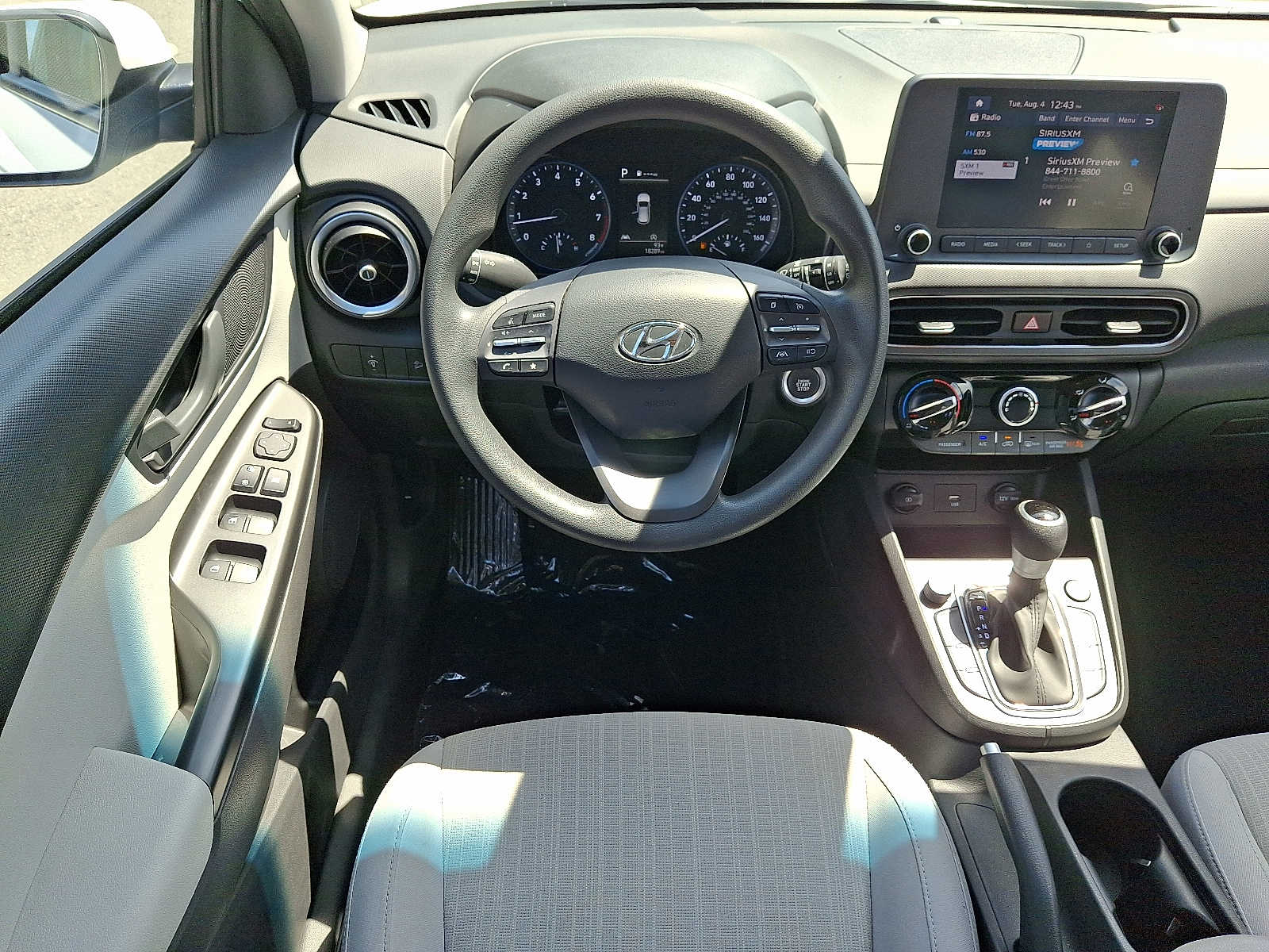 2023 Hyundai Kona SEL - Photo 12