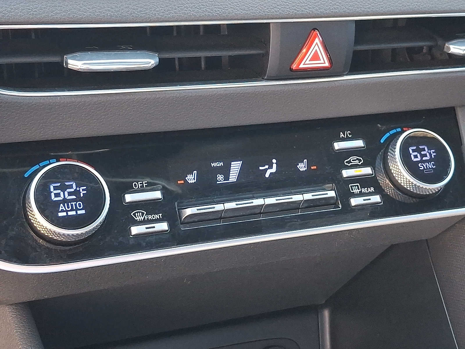 2022 Hyundai Sonata SEL Plus - Photo 17