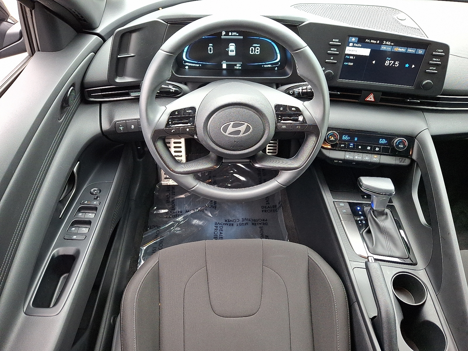 2025 Hyundai Elantra SEL - Photo 12