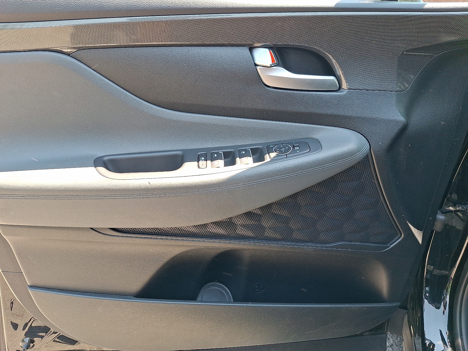 2023 Hyundai Santa Fe SE - Photo 13