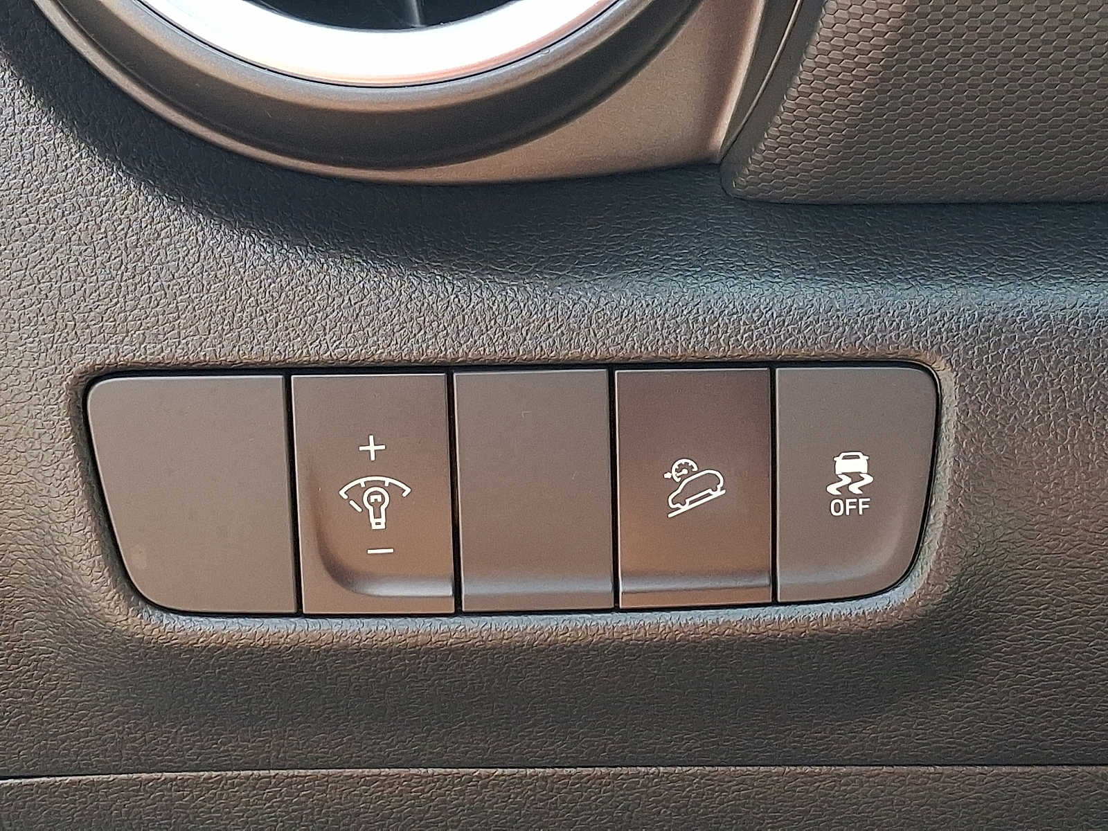 2023 Hyundai Kona SEL - Photo 26