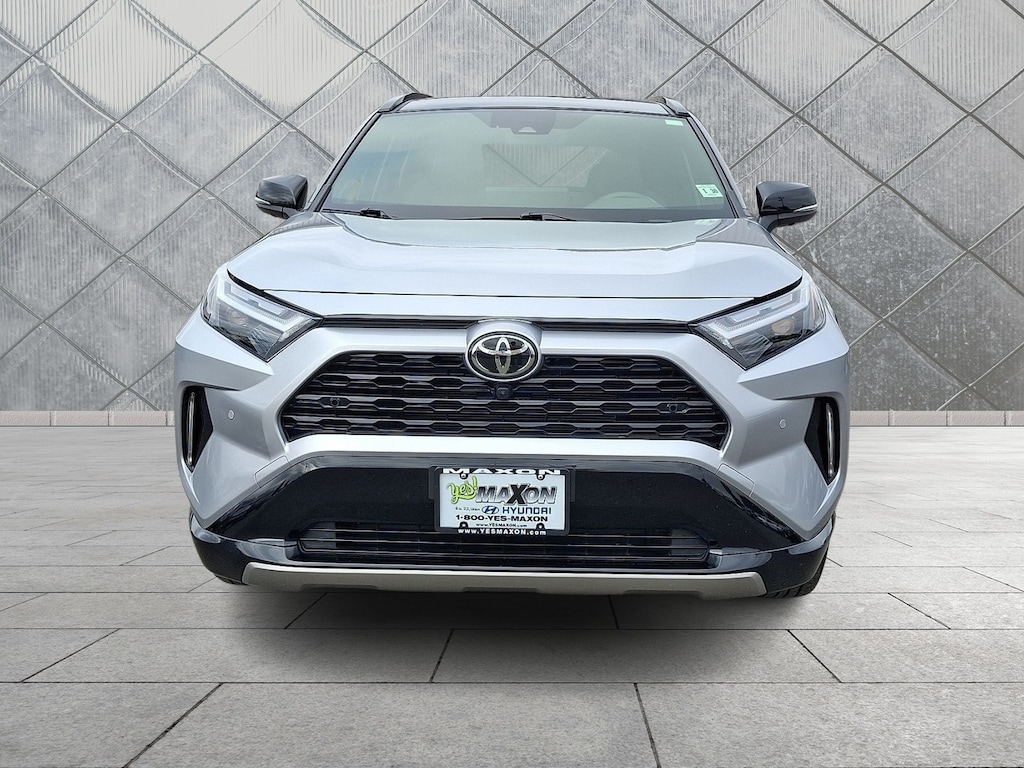 Used 2025 Toyota RAV4 Hybrid XSE SUV