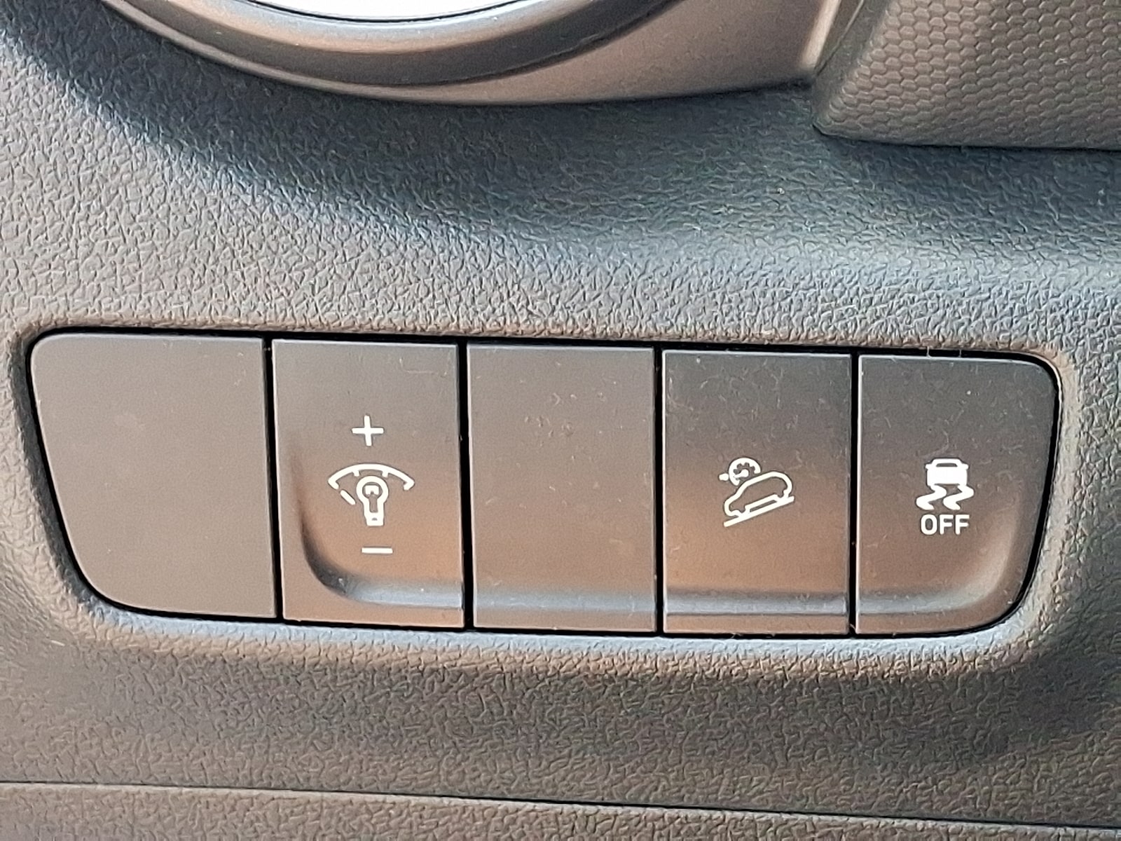2023 Hyundai Kona SEL - Photo 26