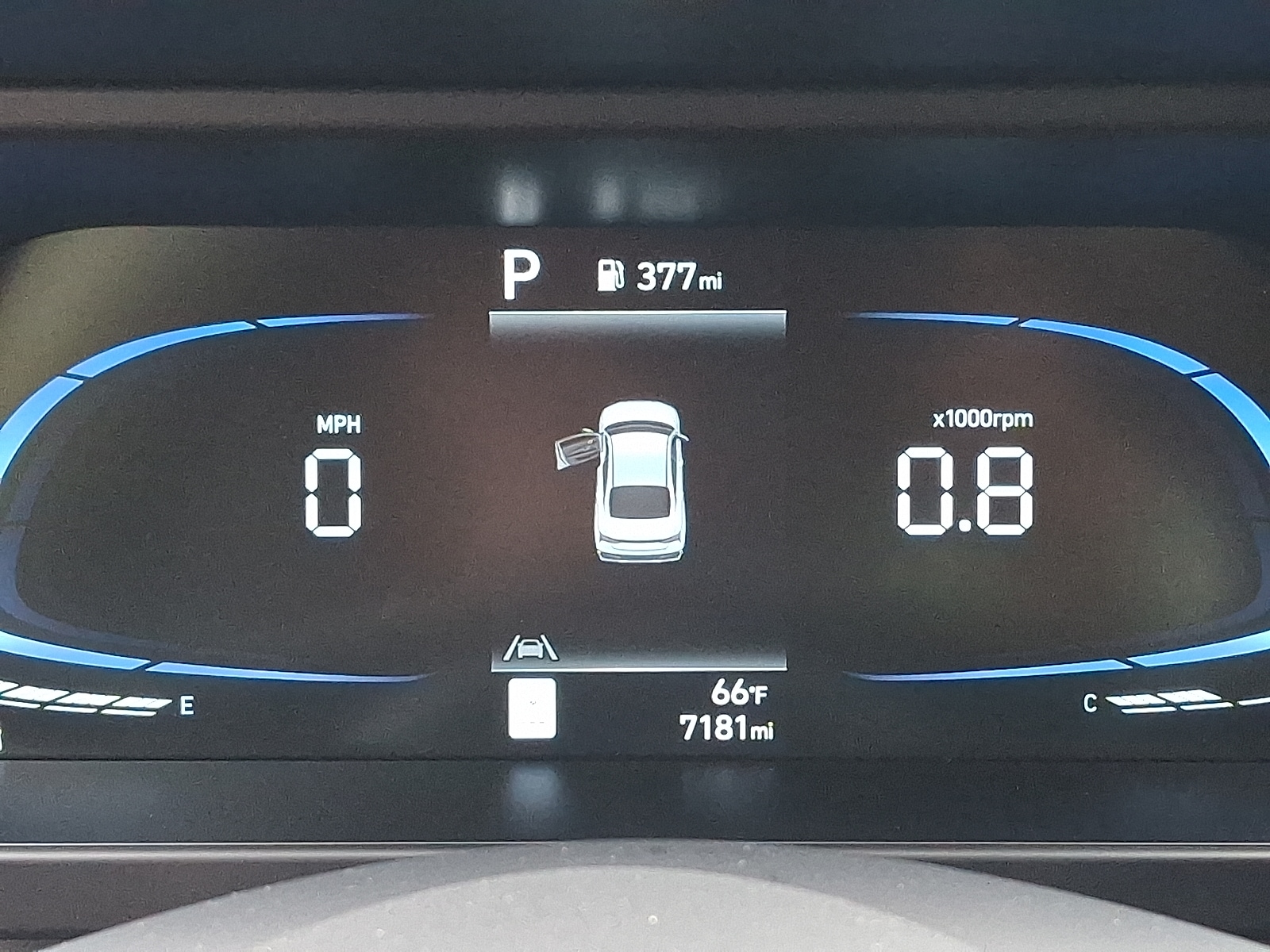 2025 Hyundai Elantra SEL - Photo 20