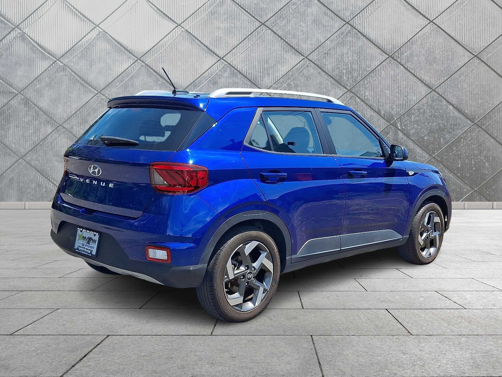 2023 Hyundai Venue SEL - Photo 7
