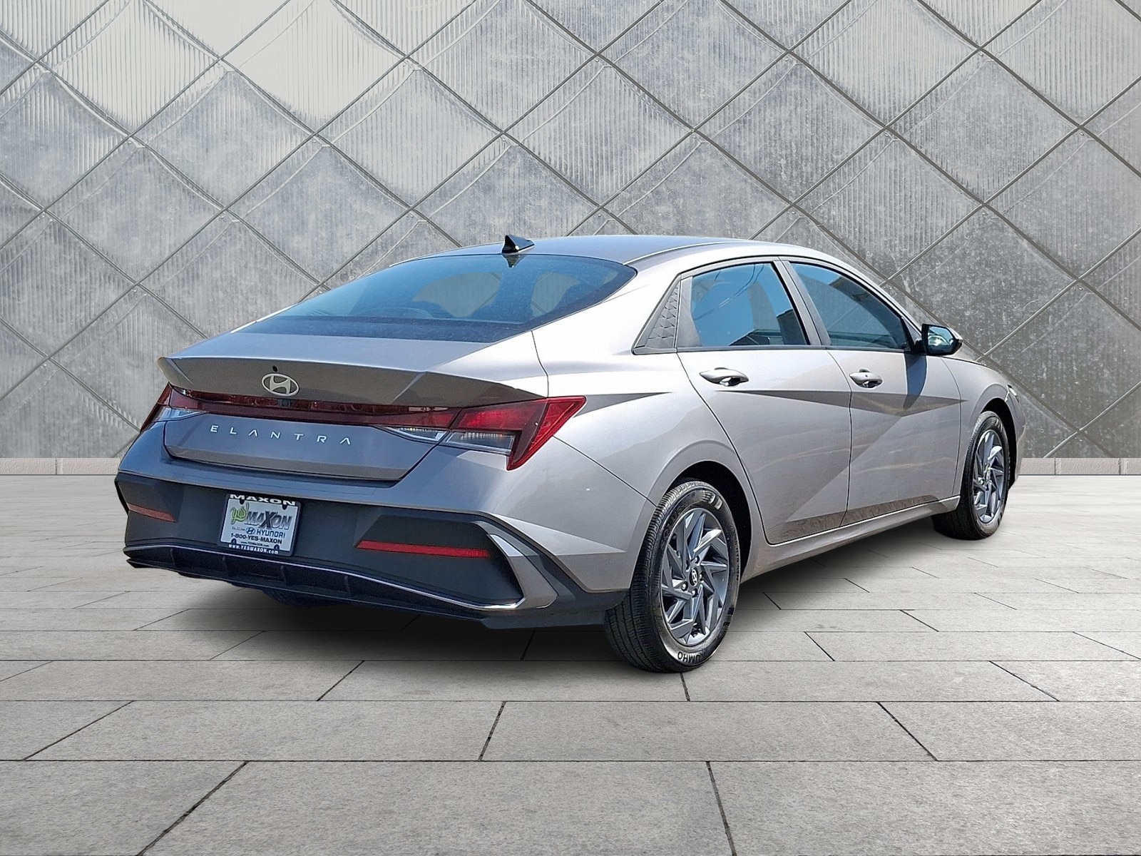 2024 Hyundai Elantra SEL - Photo 7