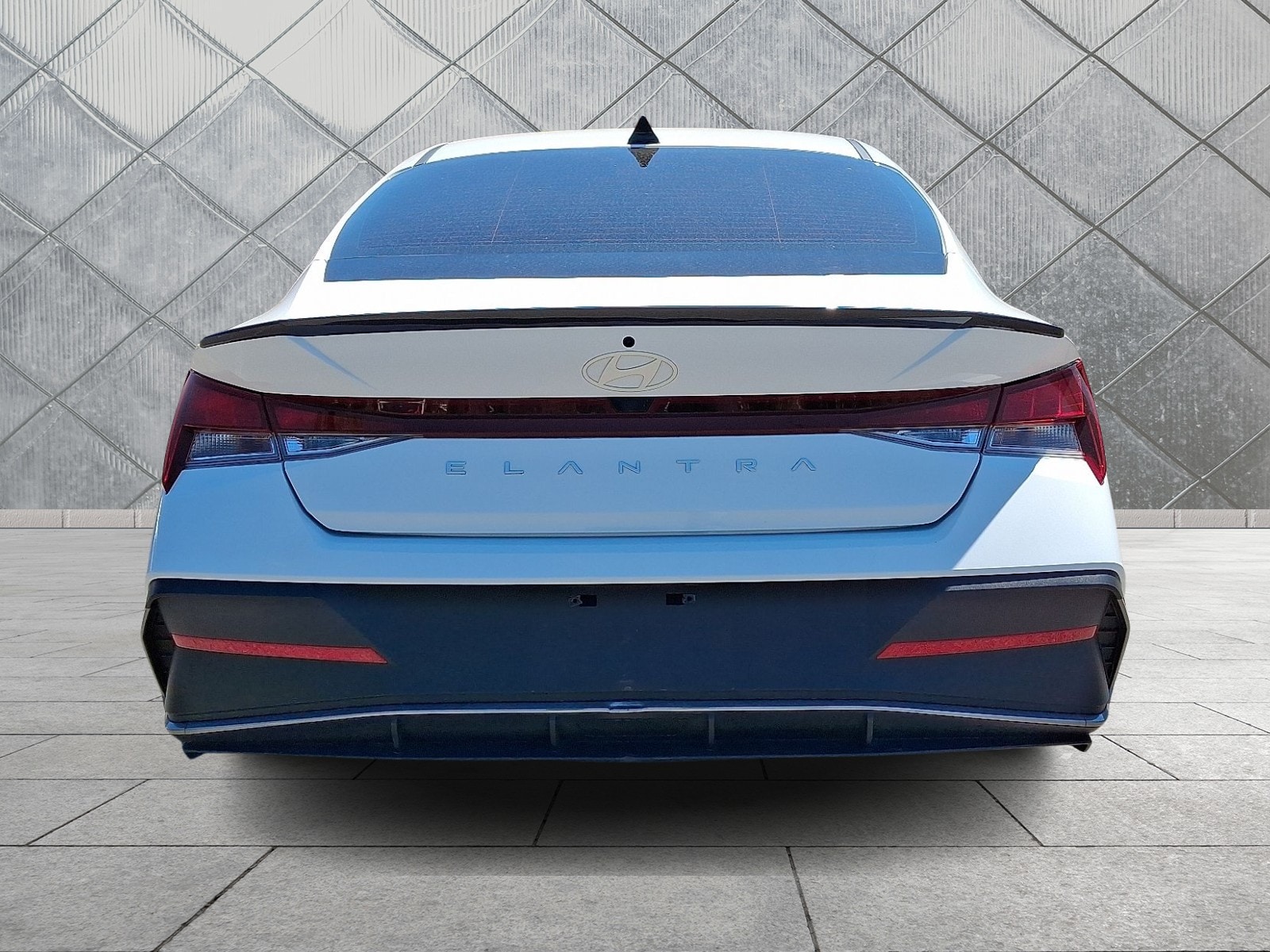 2025 Hyundai Elantra SEL - Photo 6