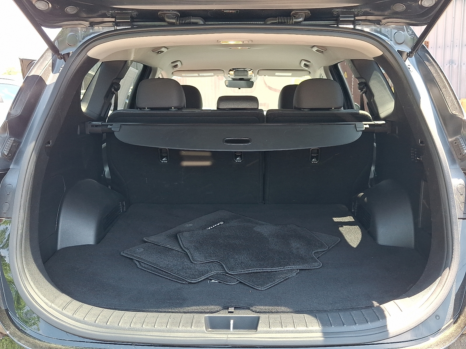 2023 Hyundai Santa Fe SE - Photo 28