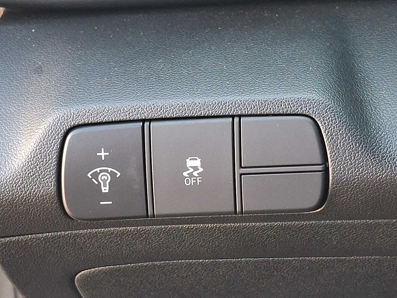 2025 Hyundai Elantra SEL - Photo 25