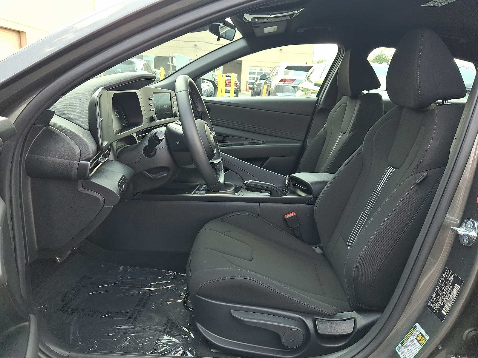 2026 Hyundai Elantra SEL Sport - Photo 14