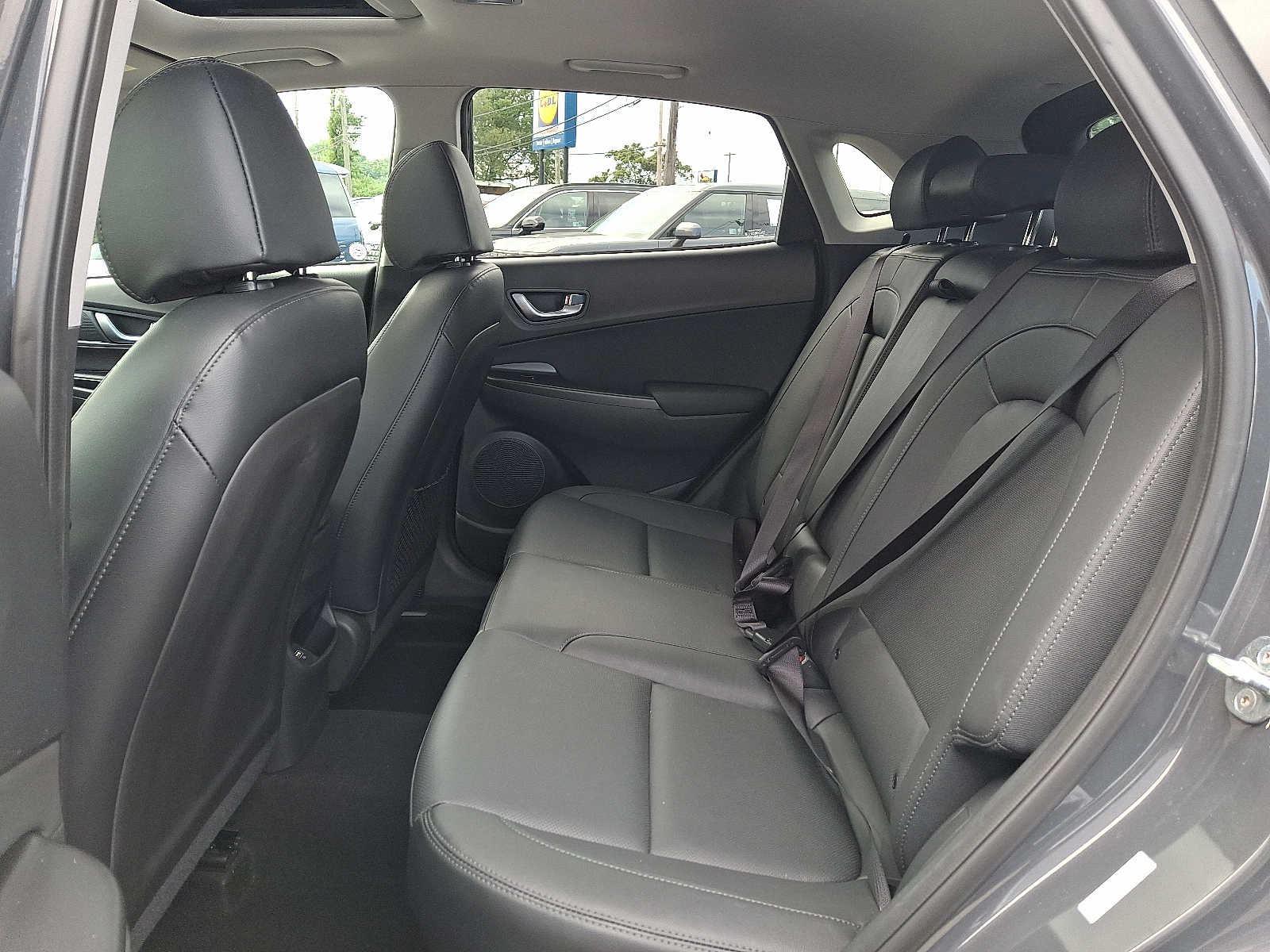 2023 Hyundai Kona Limited - Photo 11