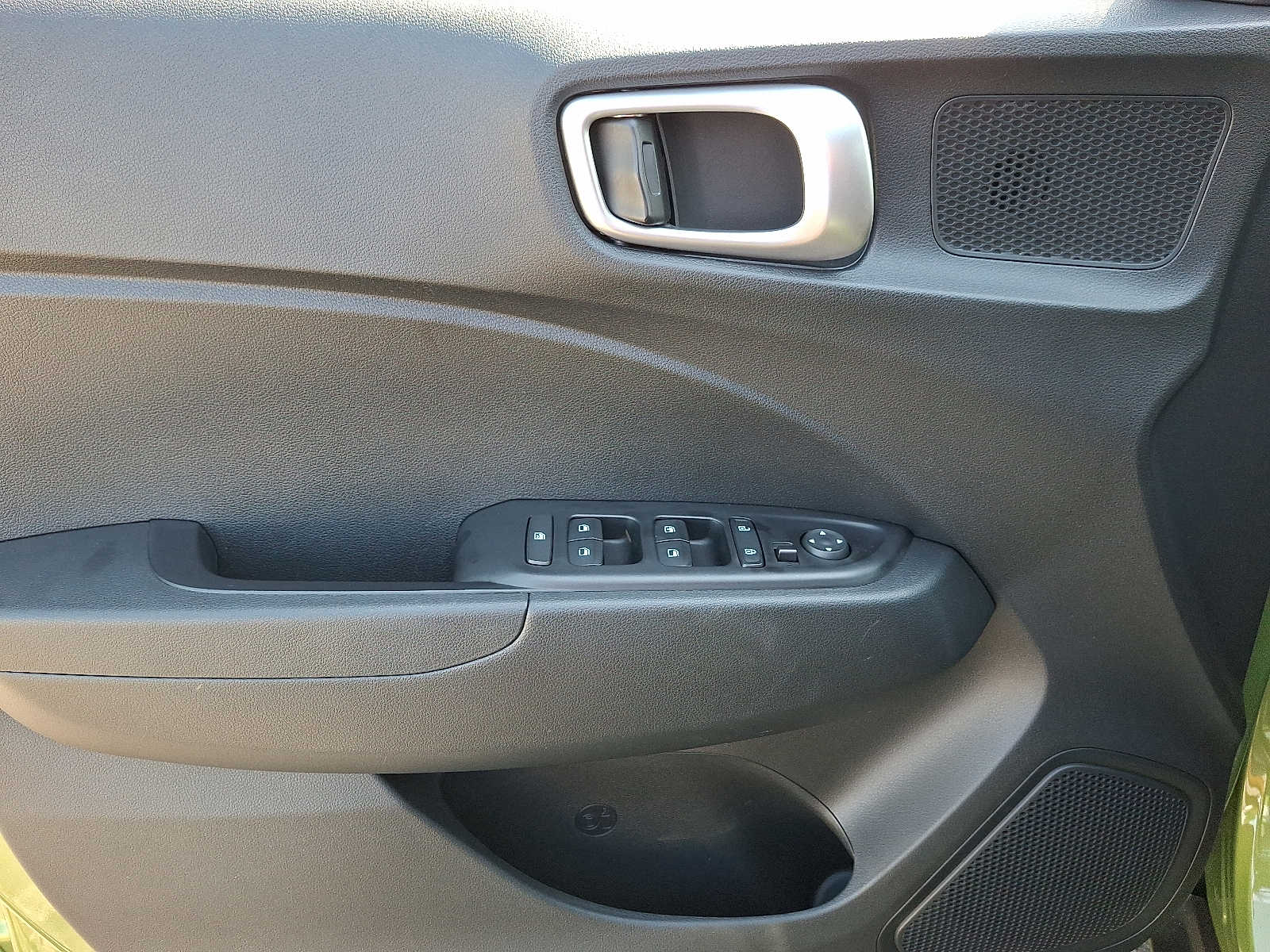 2024 Hyundai Venue SE - Photo 13