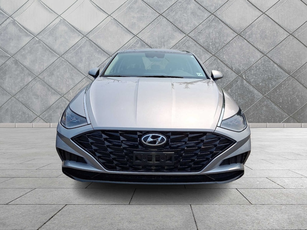 Used 2023 Hyundai Sonata SEL Sedan