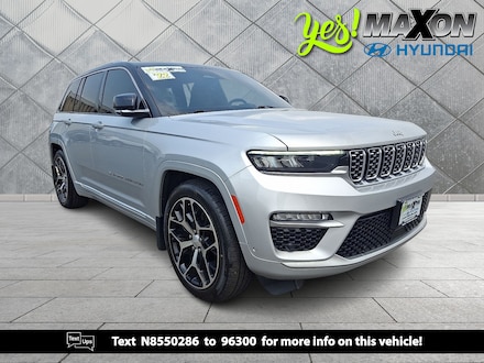 2022 Jeep Grand Cherokee Summit SUV