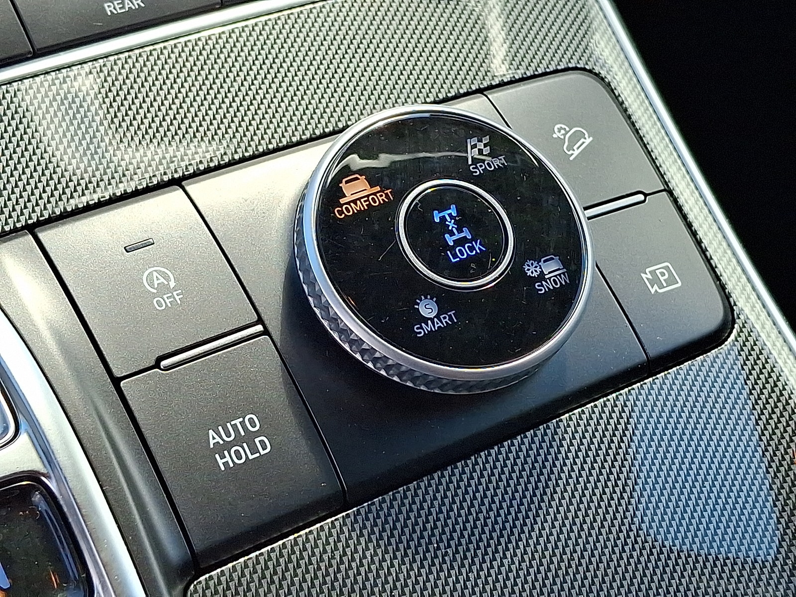 2023 Hyundai Santa Fe SE - Photo 24