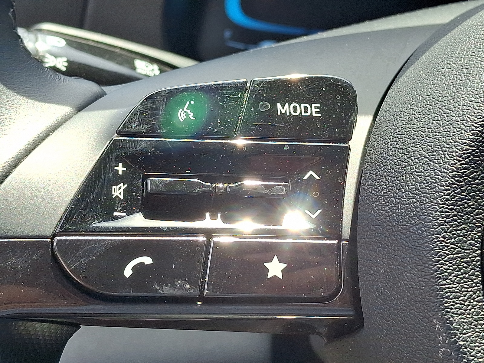 2025 Hyundai Elantra SEL - Photo 21