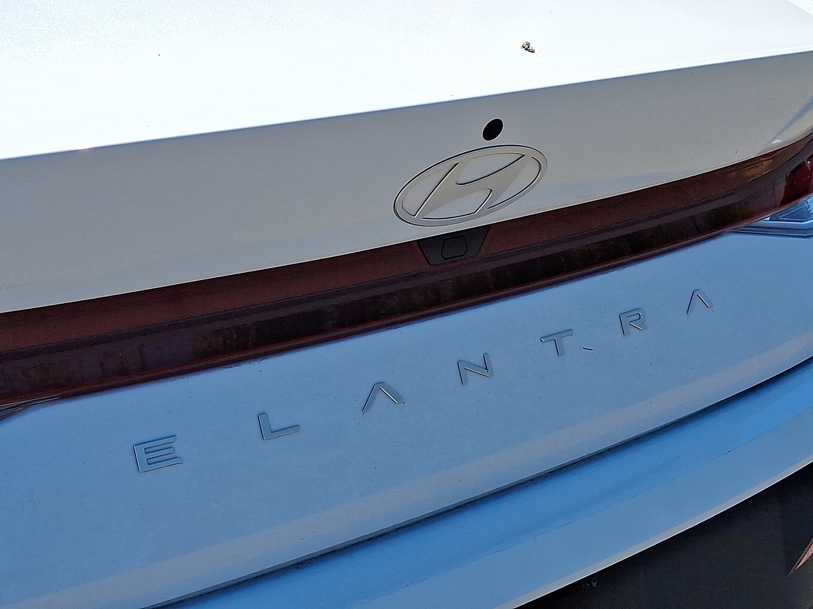 2024 Hyundai Elantra SEL - Photo 30