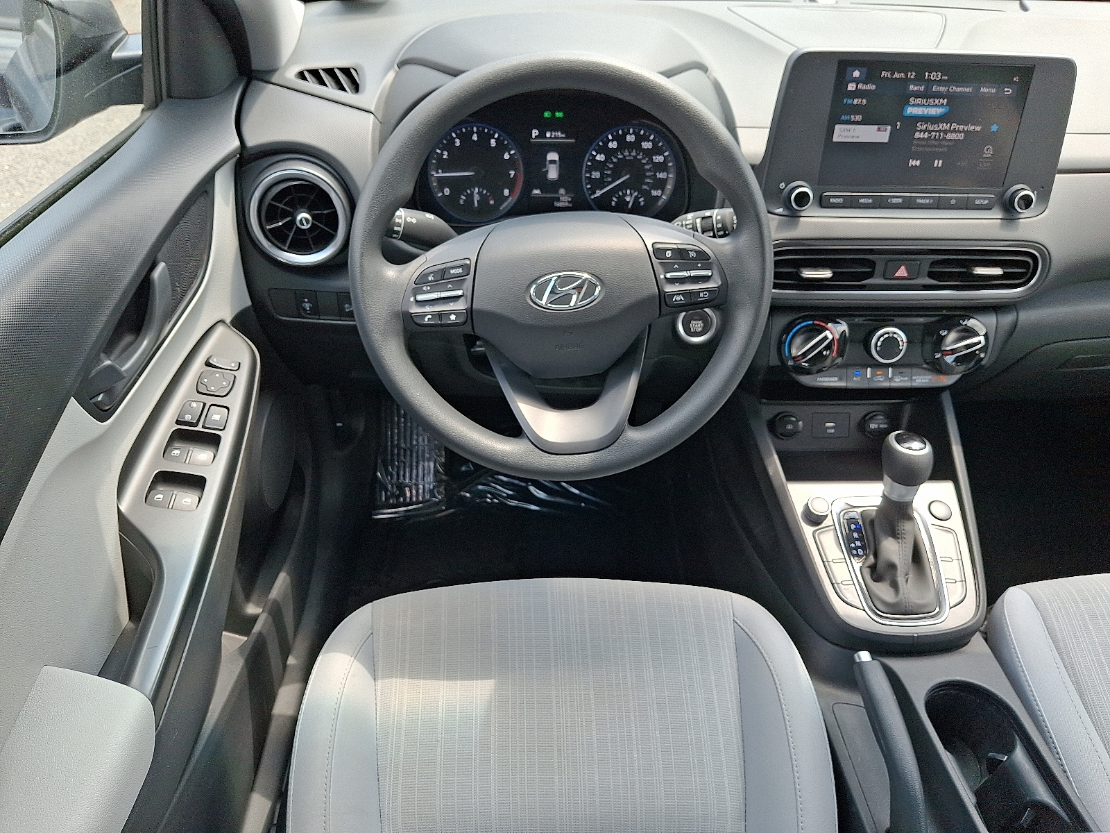 2023 Hyundai Kona SEL - Photo 12