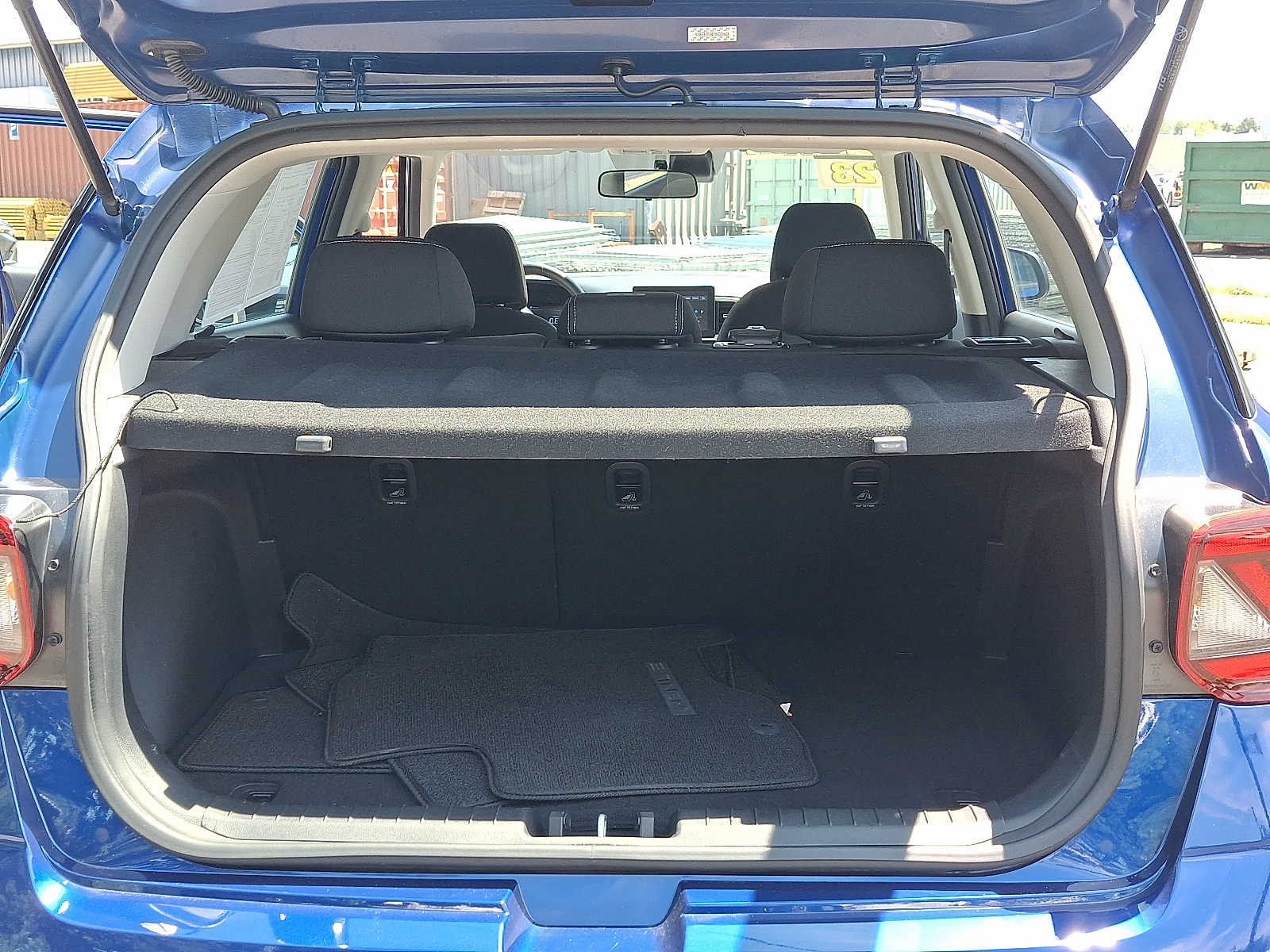 2023 Hyundai Venue SEL - Photo 30