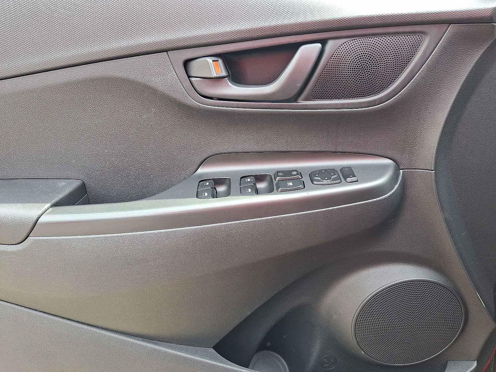 2023 Hyundai Kona SE - Photo 13