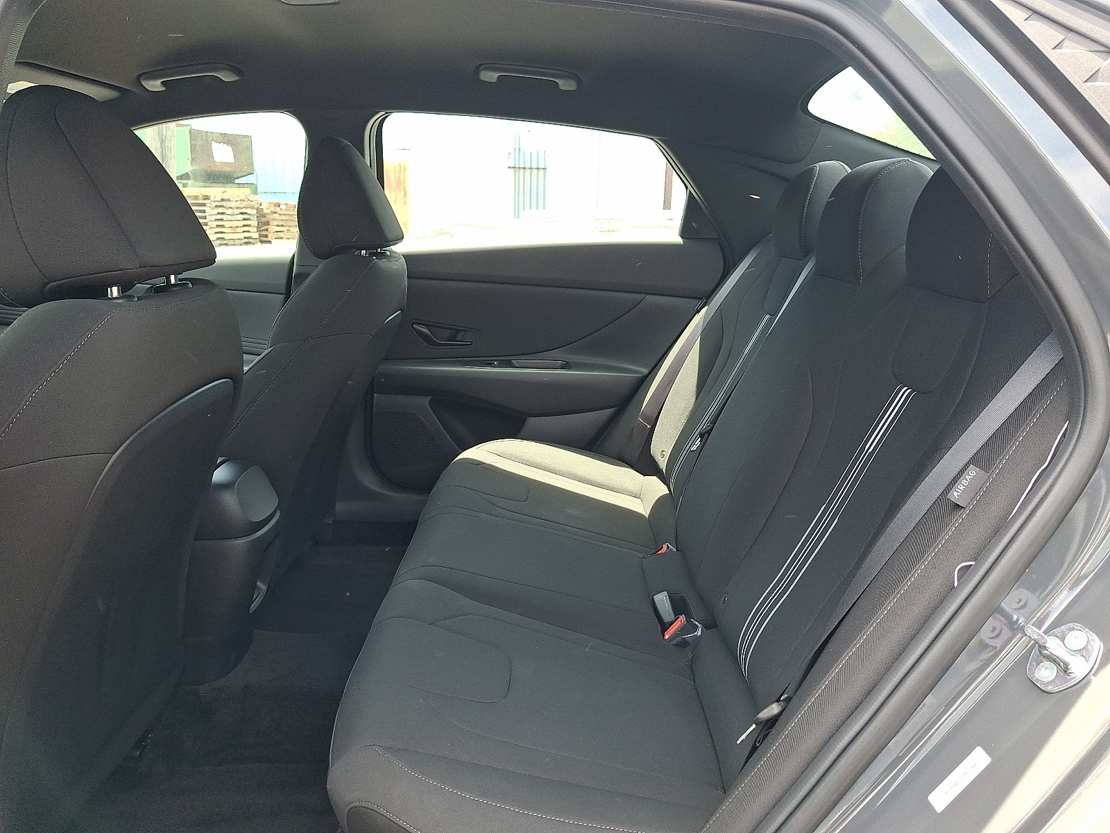 2025 Hyundai Elantra SEL - Photo 11