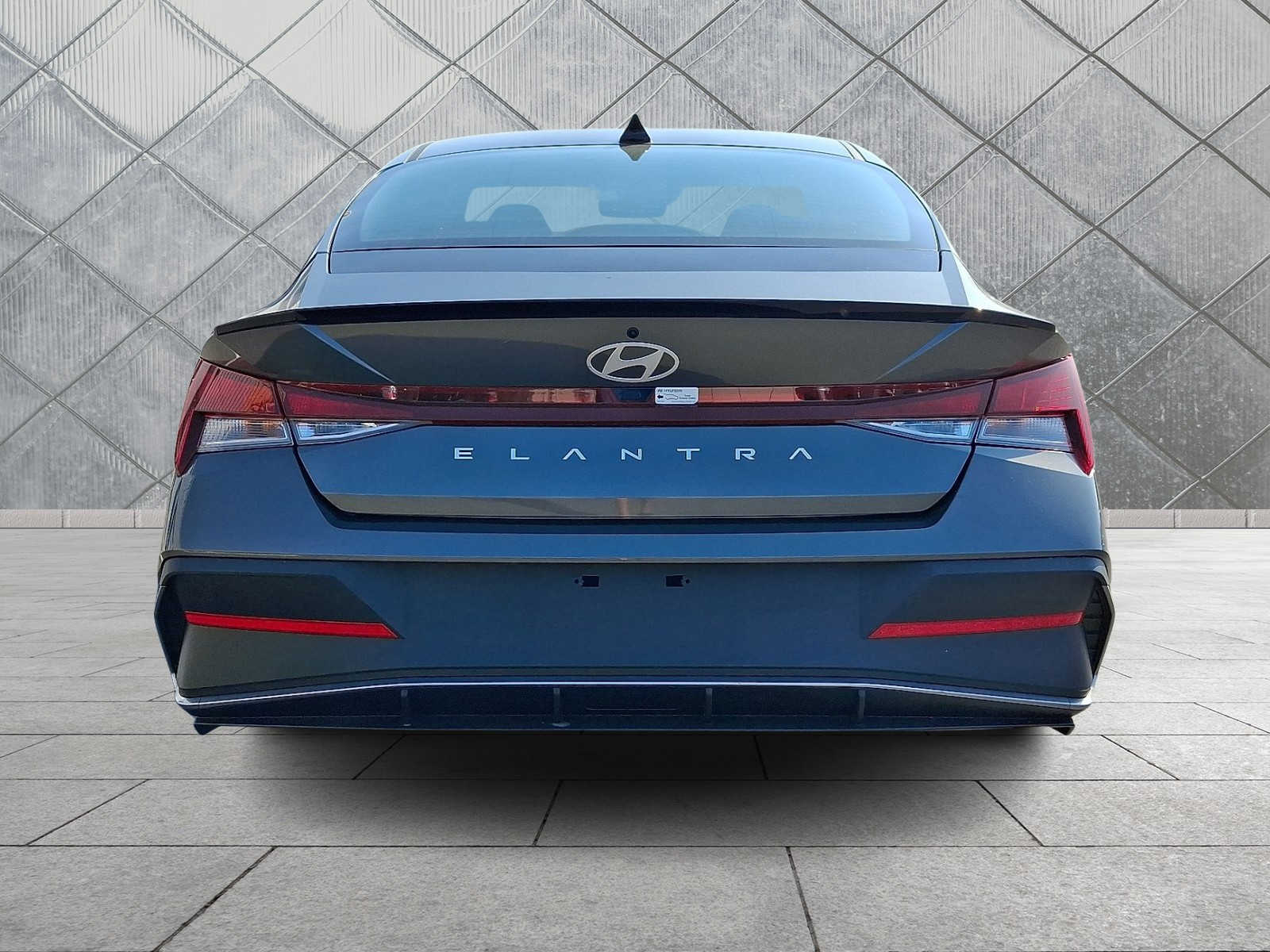 2025 Hyundai Elantra SEL - Photo 6