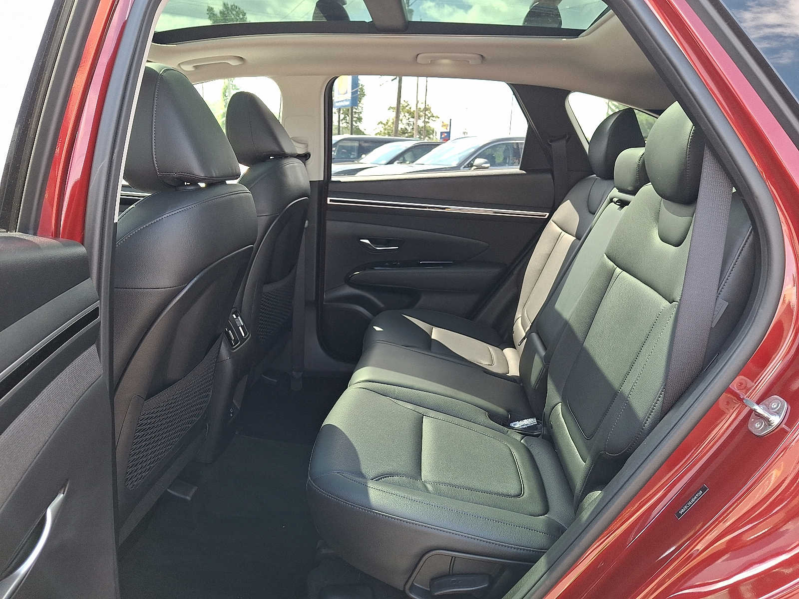 2024 Hyundai Tucson Limited - Photo 11
