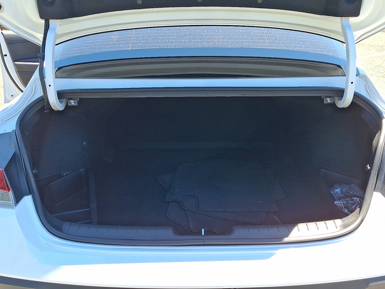 2025 Hyundai Elantra SEL - Photo 29