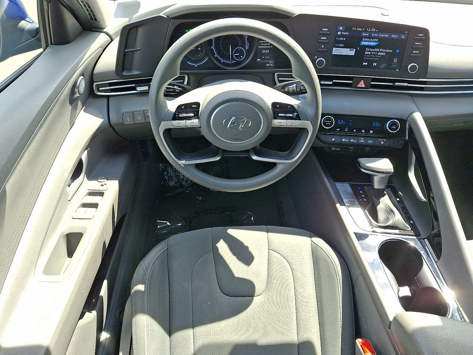 2023 Hyundai Elantra Blue - Photo 12