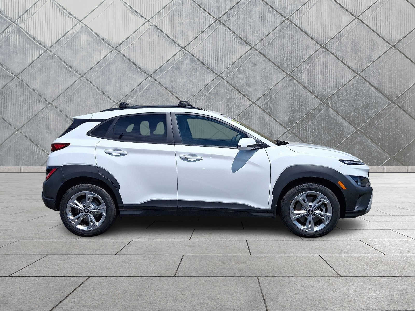 2023 Hyundai Kona SEL - Photo 8
