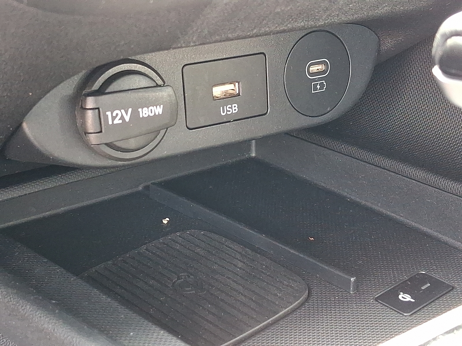 2025 Hyundai Elantra SEL - Photo 23