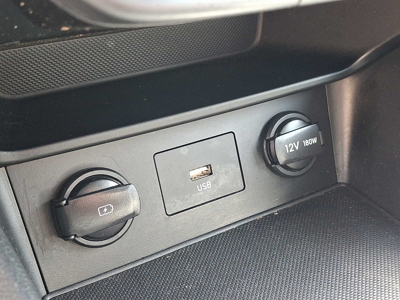 2023 Hyundai Kona SEL - Photo 27